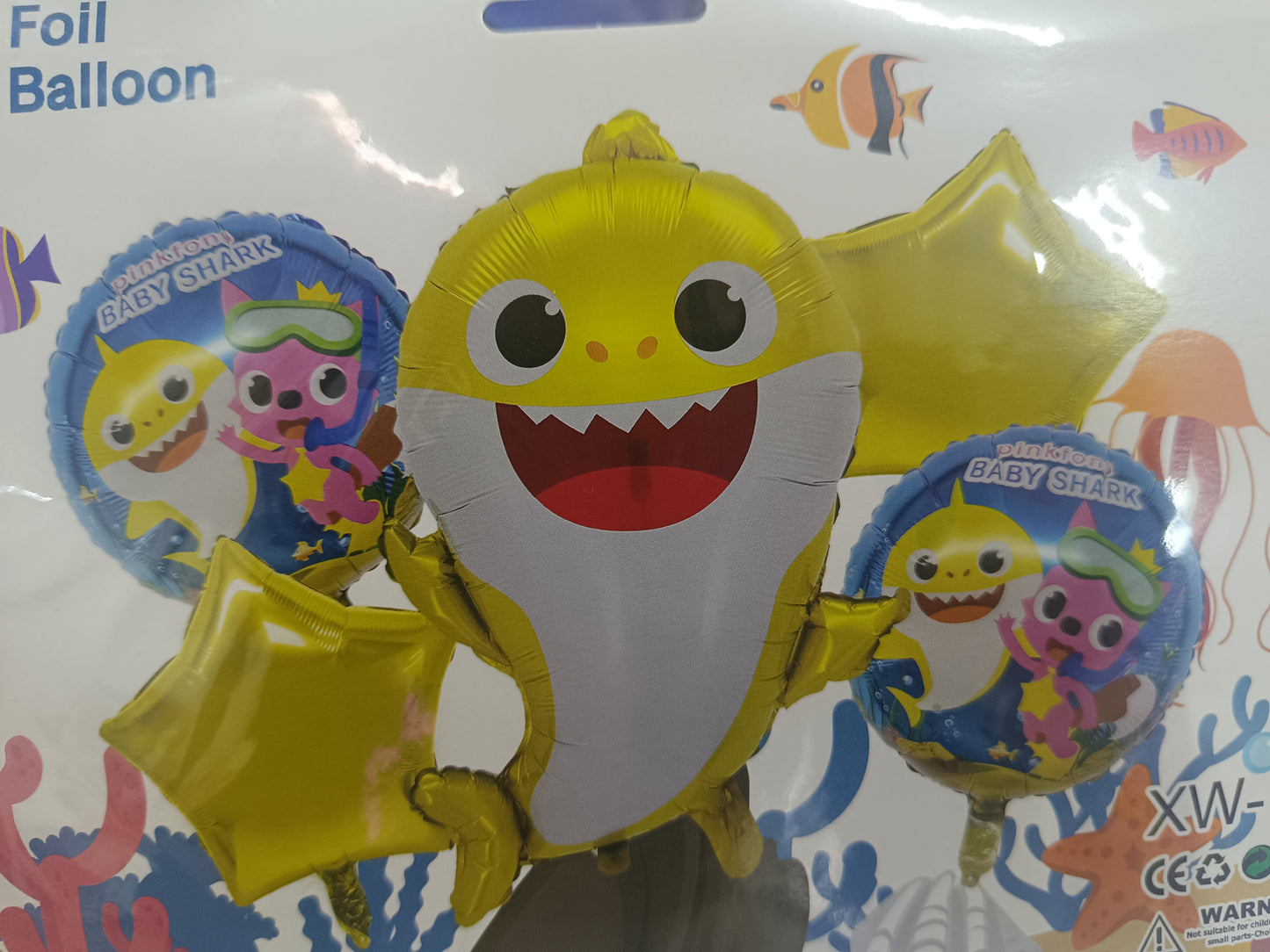 KIT 5 PIEZAS PERSONAJE BABY SHARK AMARILLO
